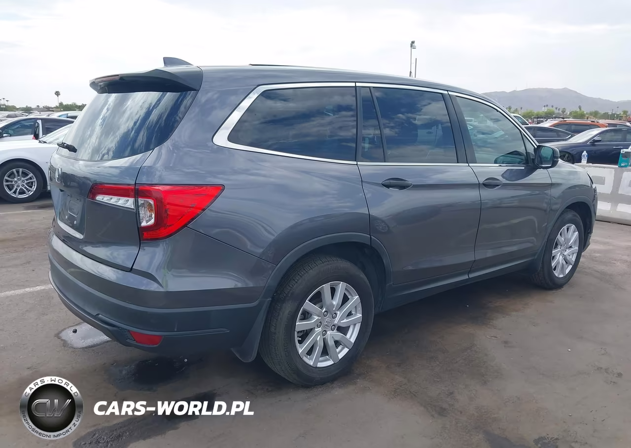 2019 Honda Pilot Lx VIN:5FNYF5H18KB016883 - 4