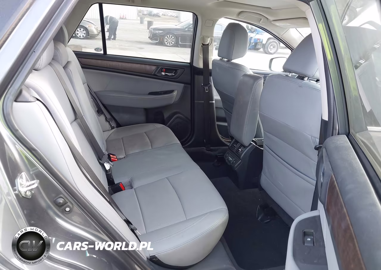 2018 Subaru Outback 2.5I Limited VIN:4S4BSANC8J3304491 - 8
