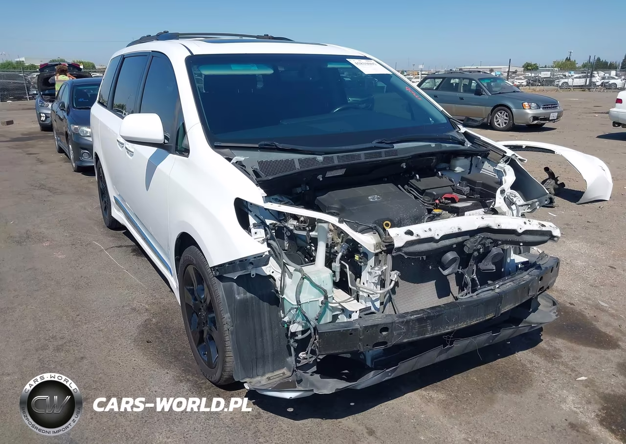 2016 Toyota Sienna Se 8 Passenger – zdjęcie 1 z 16