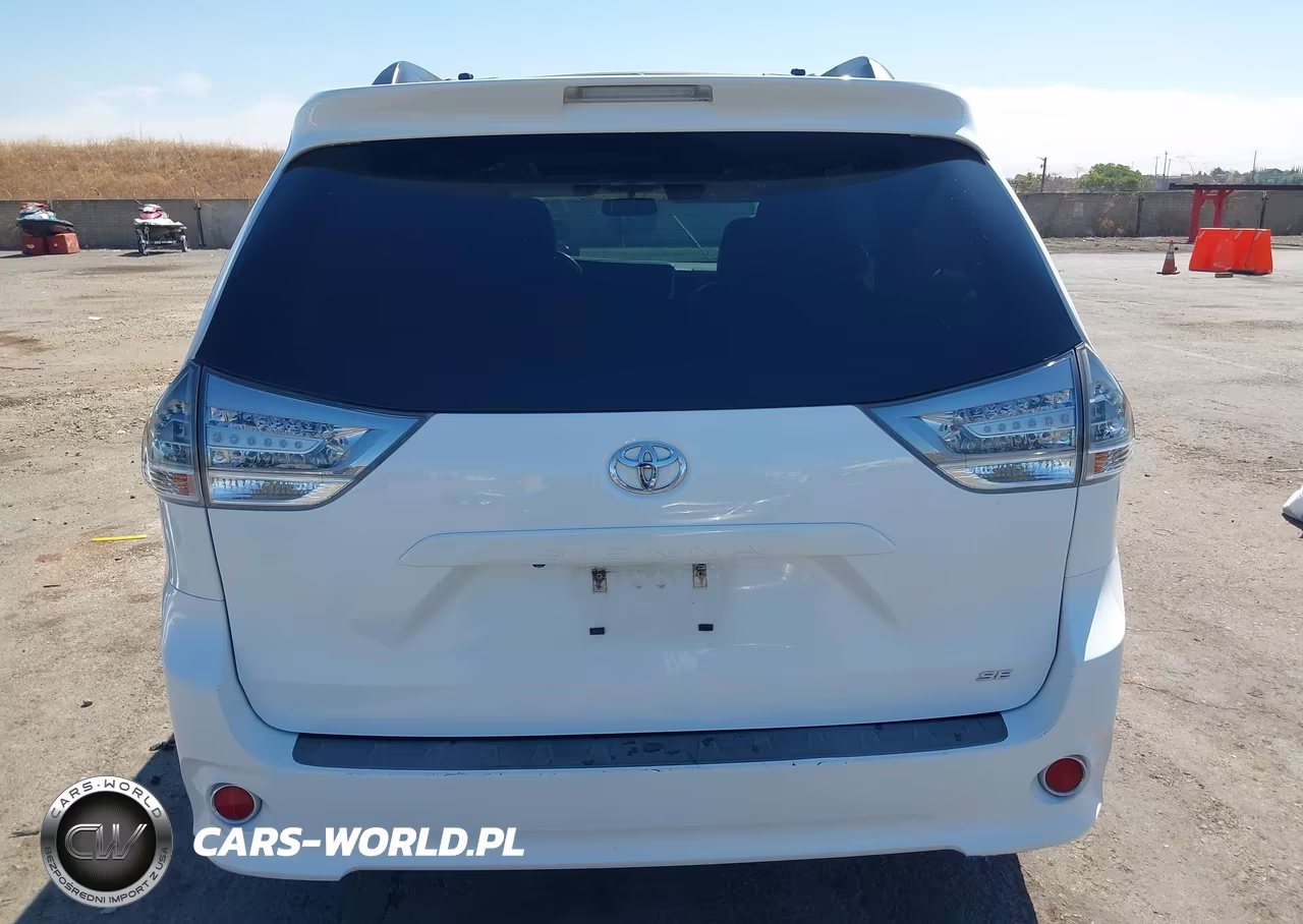 2016 Toyota Sienna Se 8 Passenger VIN:5TDXK3DCXGS710898 - 16