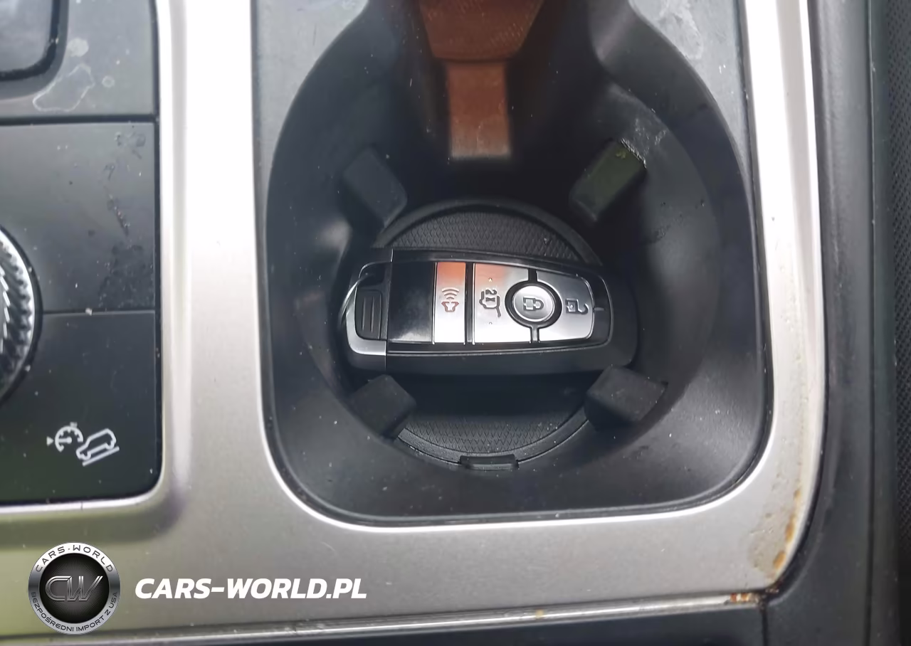 2020 Ford Explorer Xlt VIN:1FMSK8DH4LGC02610 - 11