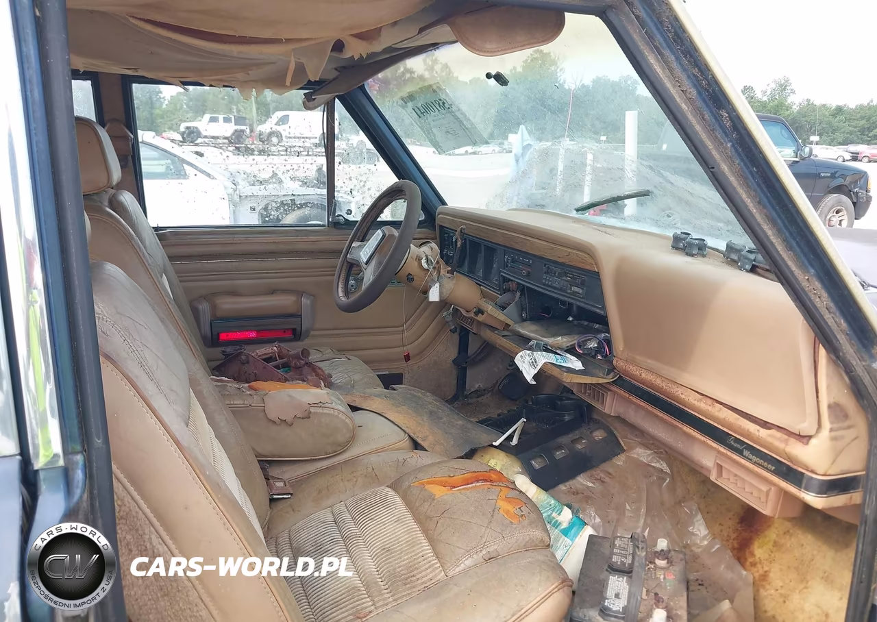 1988 Jeep Grand Wagoneer VIN:1JCNJ15UXJT164567 - 5