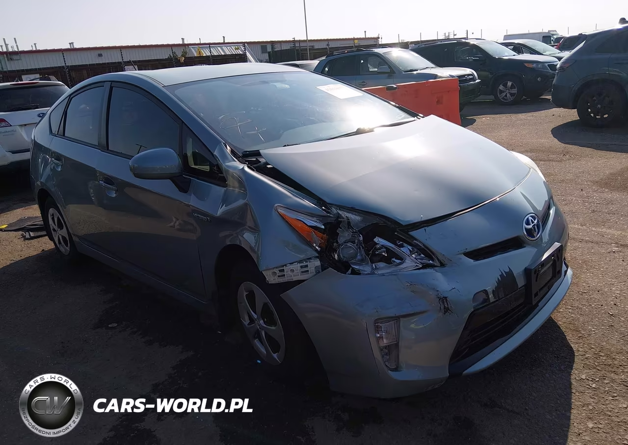 2013 Toyota Prius Three