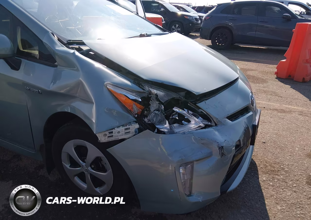 2013 Toyota Prius Three VIN:JTDKN3DU0D1620145 - 6
