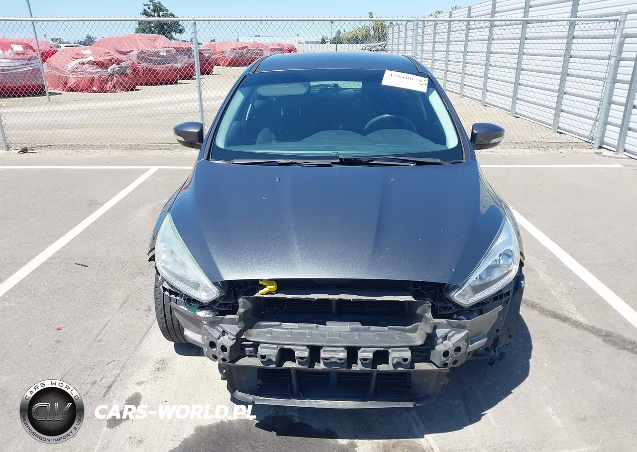2017 Ford Focus Se VIN:1FADP3K23HL215031 - 13