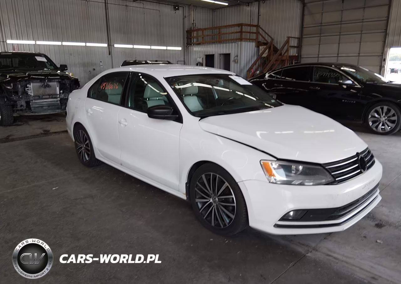 2015 Volkswagen Jetta 1.8T Sport
