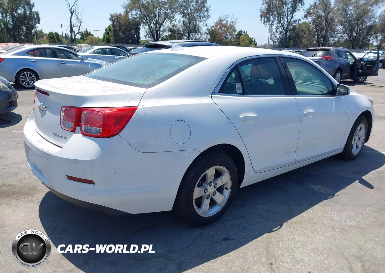 2013 Chevrolet Malibu 1Lt VIN:1G11C5SAXDF243325 - 4