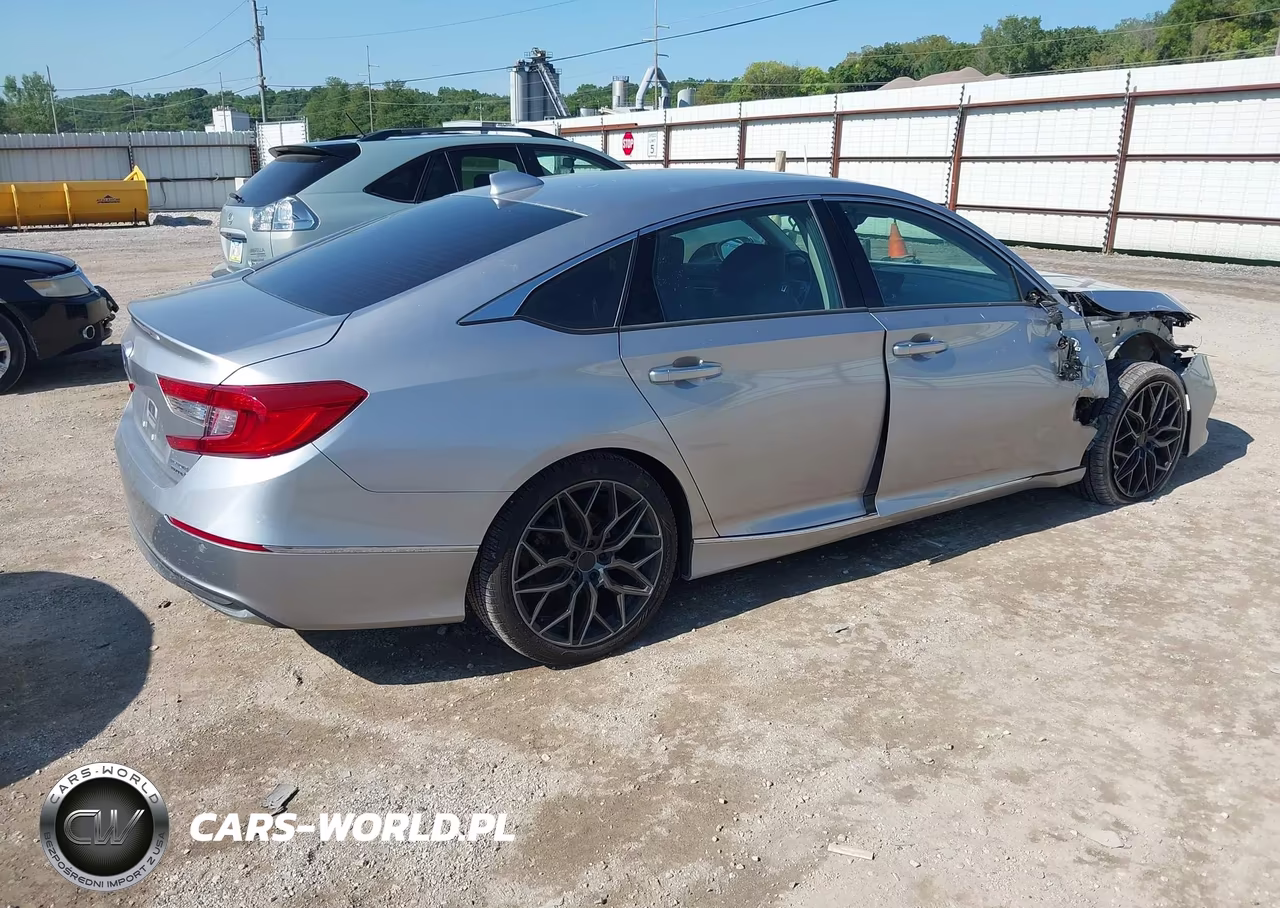 2021 Honda Accord Hybrid Touring VIN:1HGCV3F96MA014640 - 4