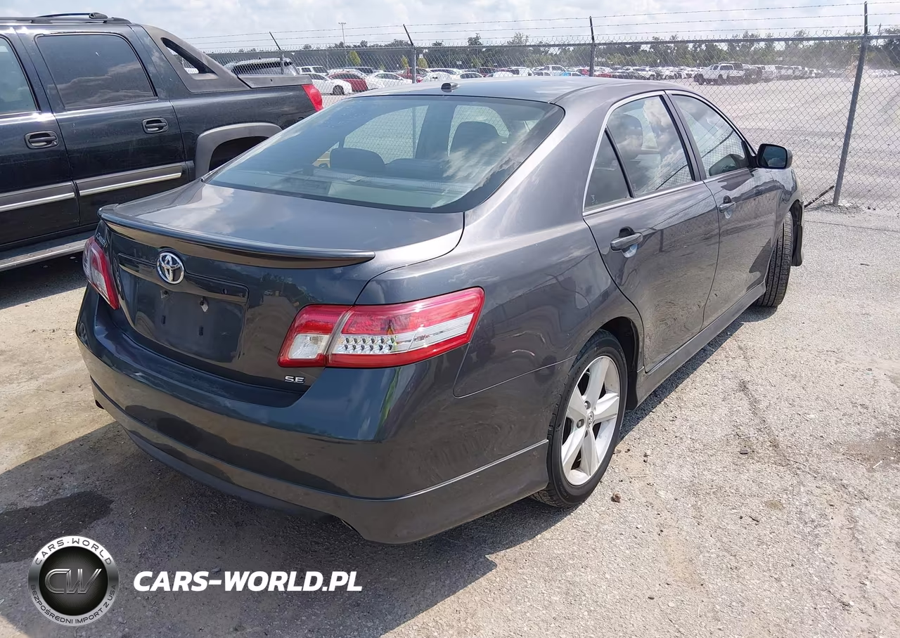 2010 Toyota Camry Se VIN:4T1BF3EK6AU063239 - 4
