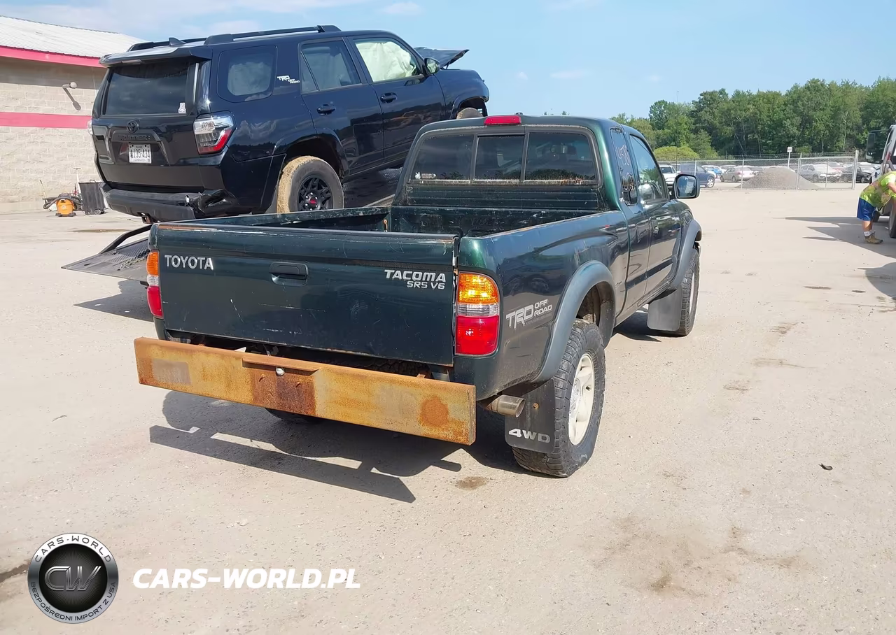 2003 Toyota Tacoma Base V6 VIN:5TEWN72N73Z282817 - 4
