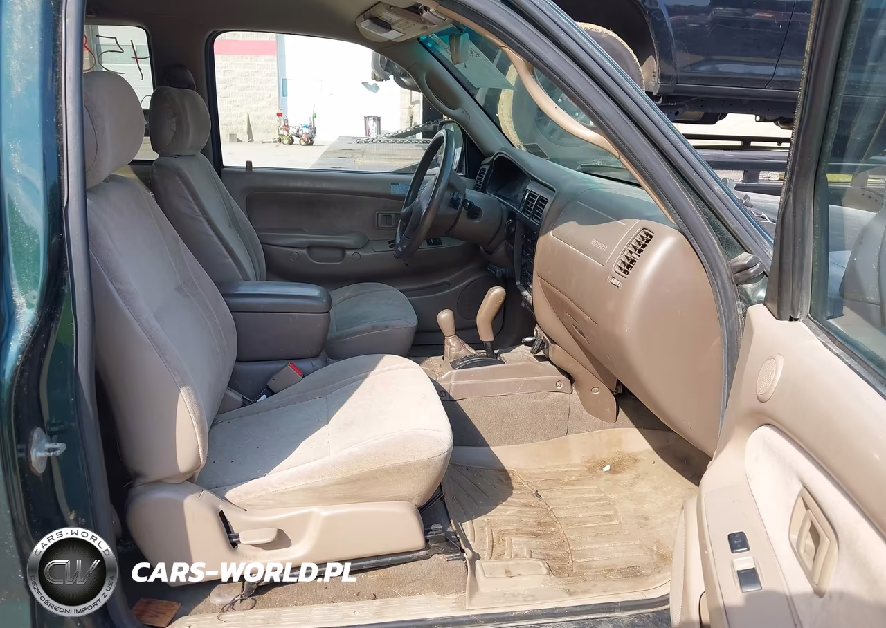 2003 Toyota Tacoma Base V6 VIN:5TEWN72N73Z282817 - 5