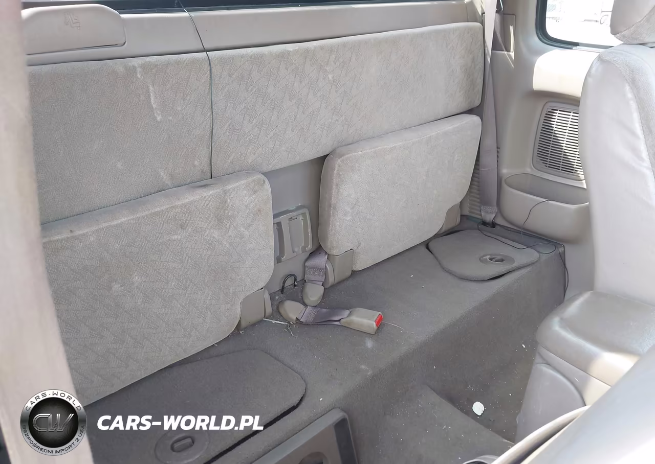 2003 Toyota Tacoma Base V6 VIN:5TEWN72N73Z282817 - 8