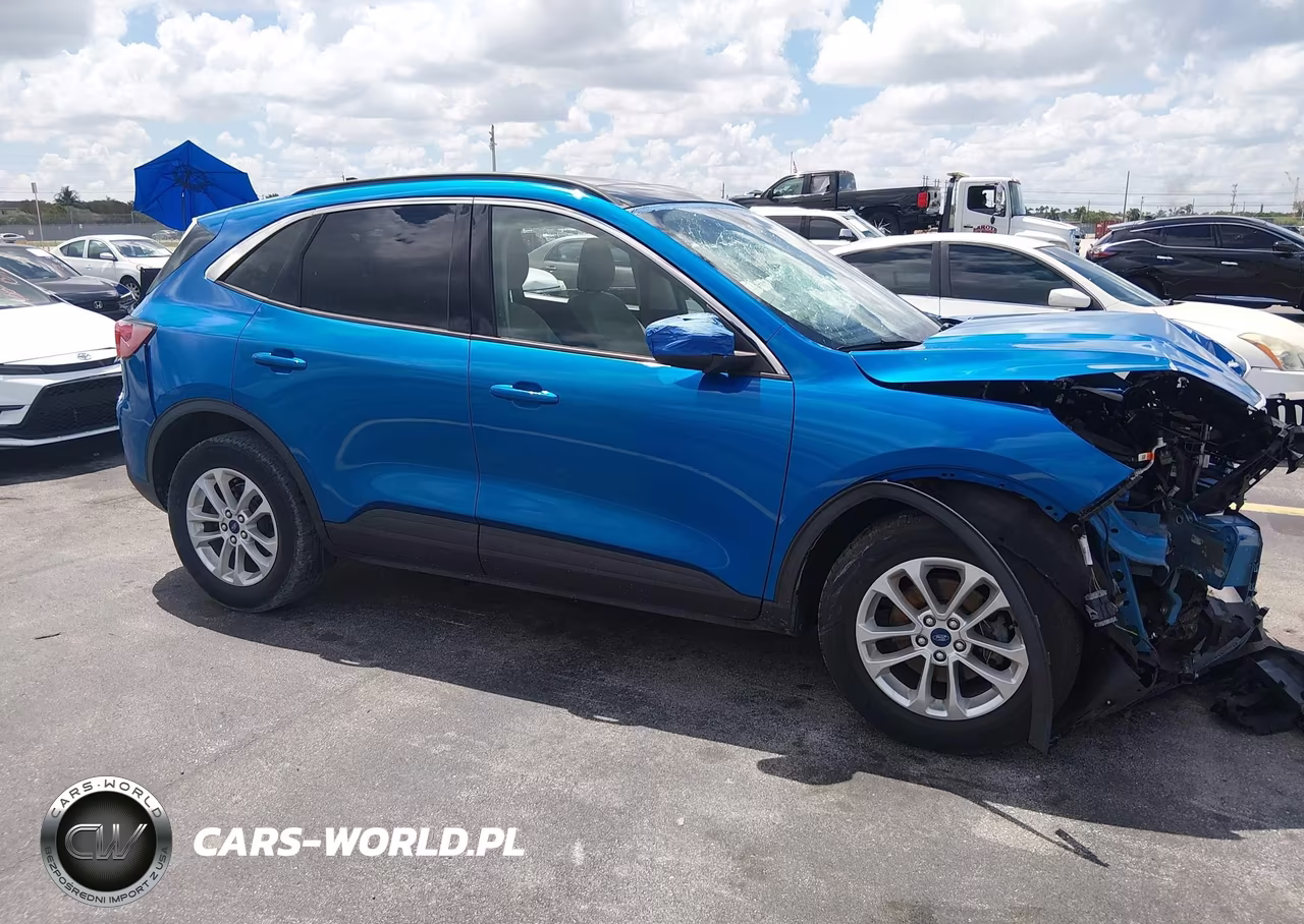 2020 Ford Escape Se