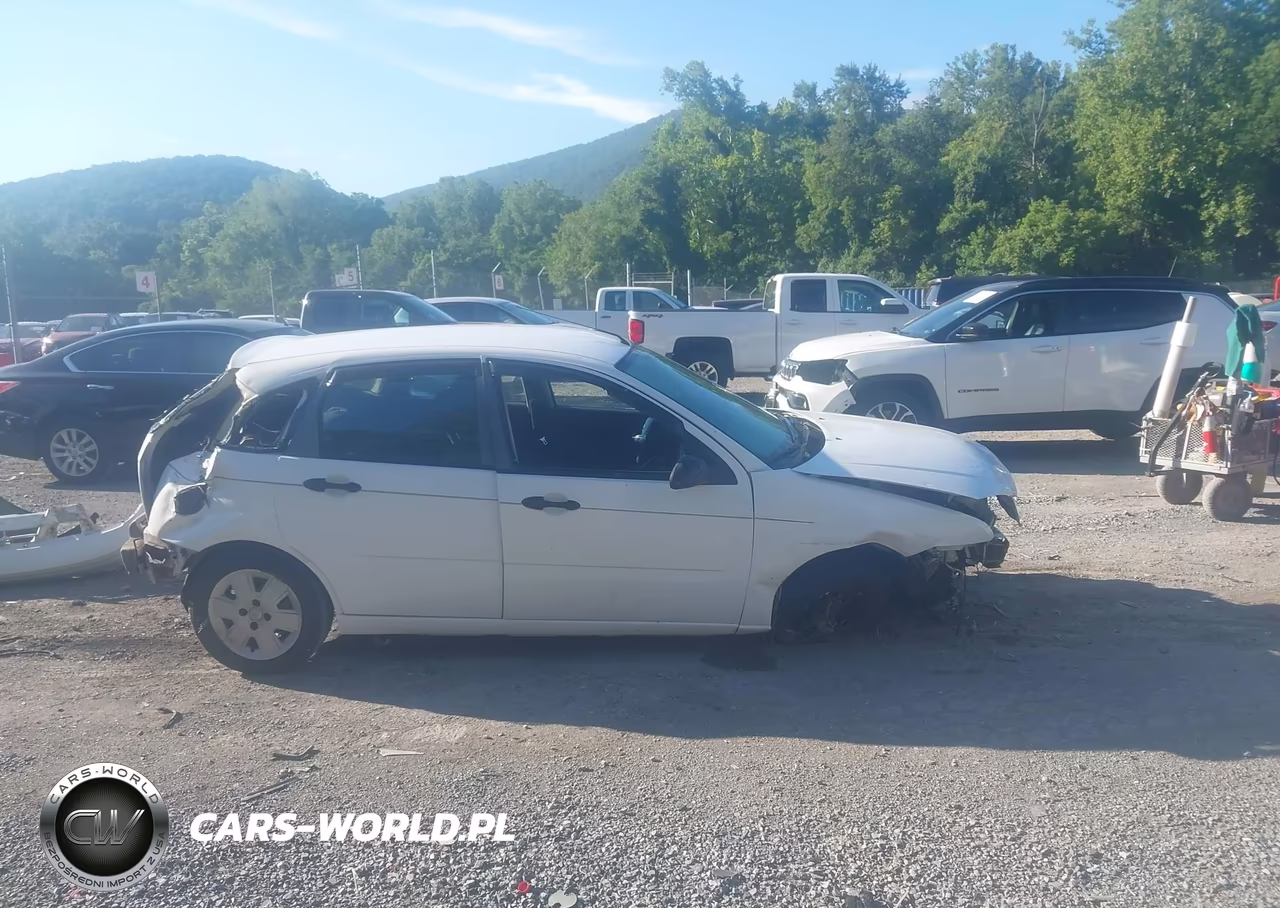 2007 Ford Focus S-Se-Ses VIN:1FAFP37N97W210991 - 13