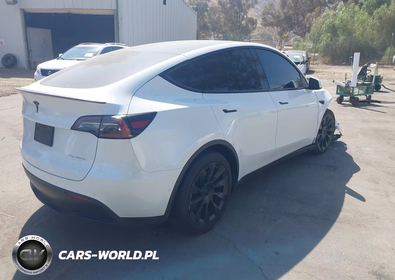 2021 Tesla Model Y Long Range Dual Motor All-Wheel Drive VIN:5YJYGDEEXMF257927 - 4
