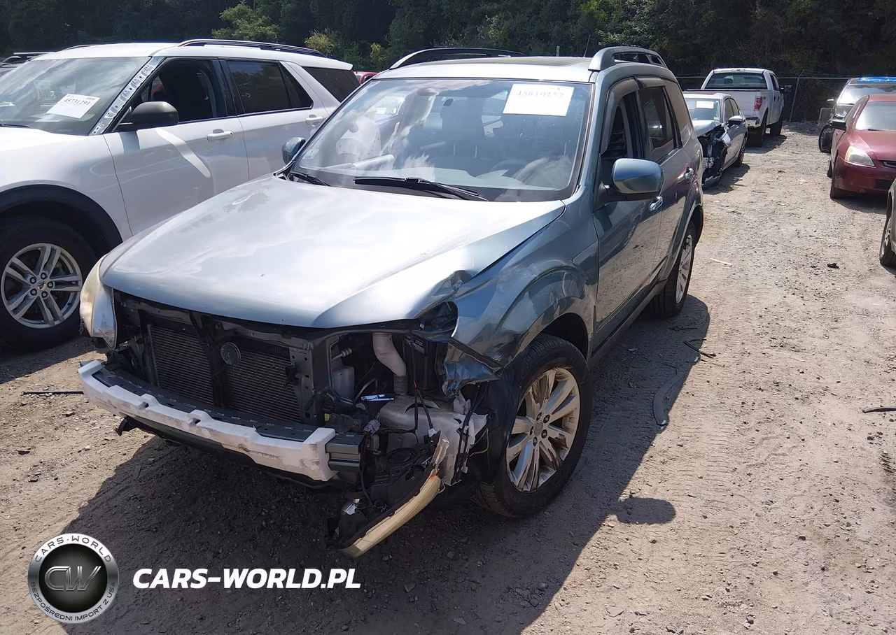 2011 Subaru Forester 2.5X Premium VIN:JF2SHADC1BH754428 - 2