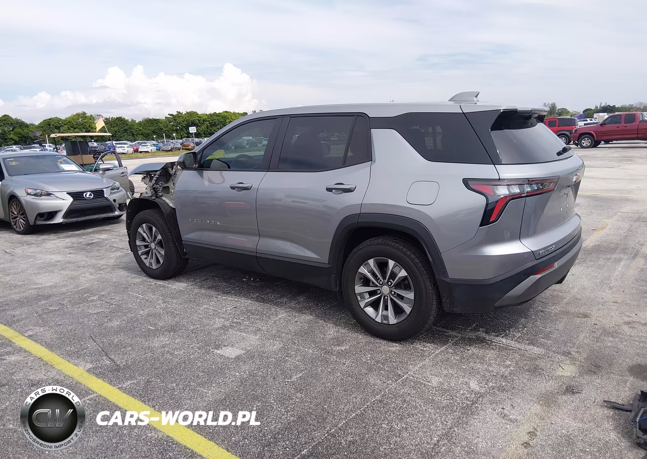 2026 Chevrolet Equinox Fwd Lt VIN:3GNAXHEG7TL104651 - 3