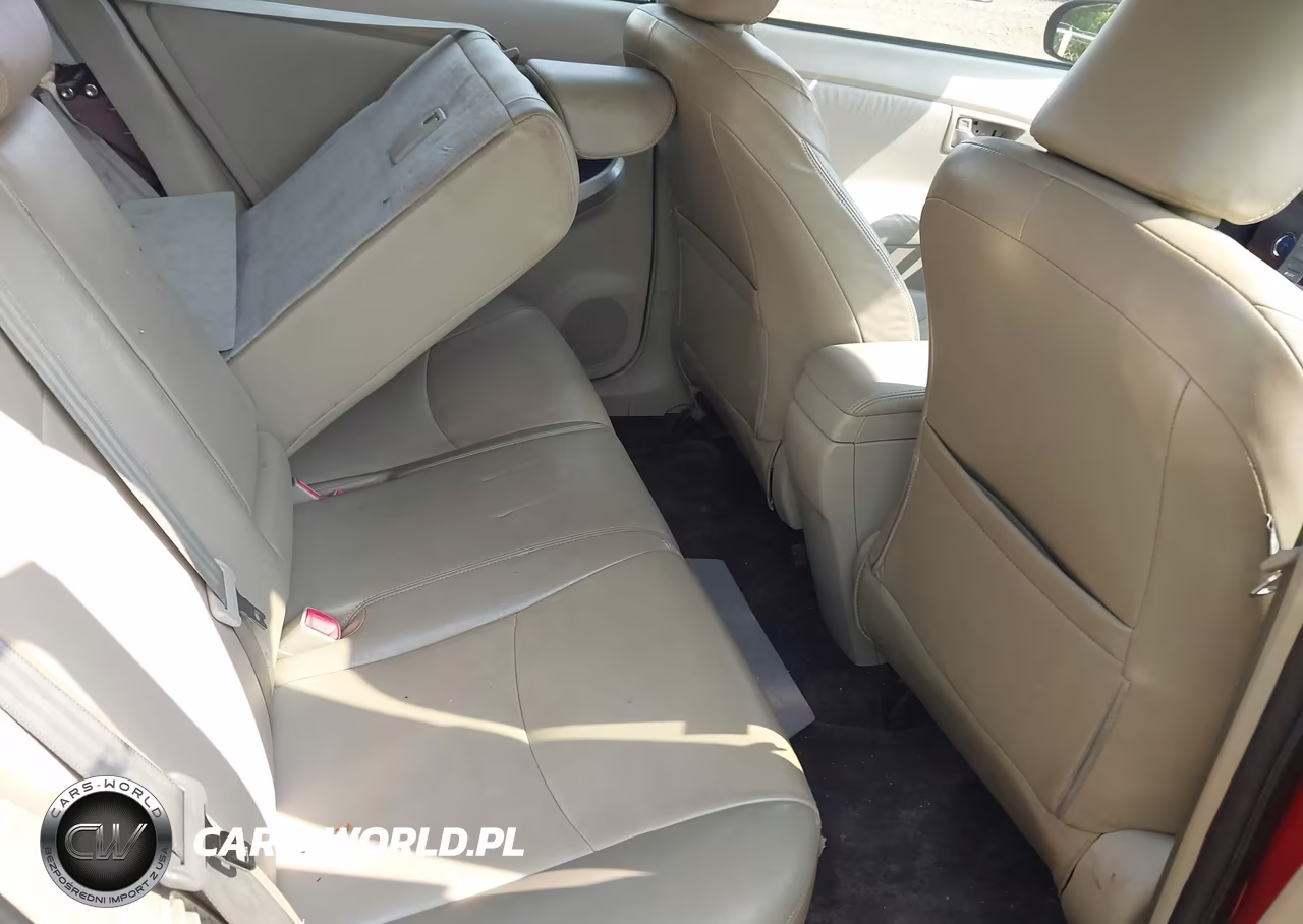2012 Toyota Prius Four VIN:JTDKN3DU7C5388084 - 8