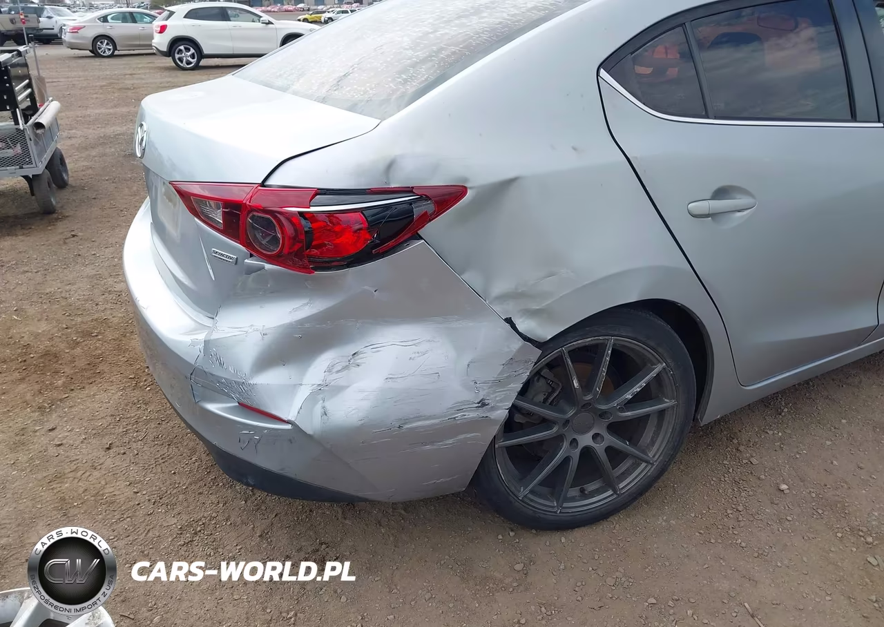 2017 Mazda Mazda3 Touring VIN:3MZBN1V70HM115743 - 19
