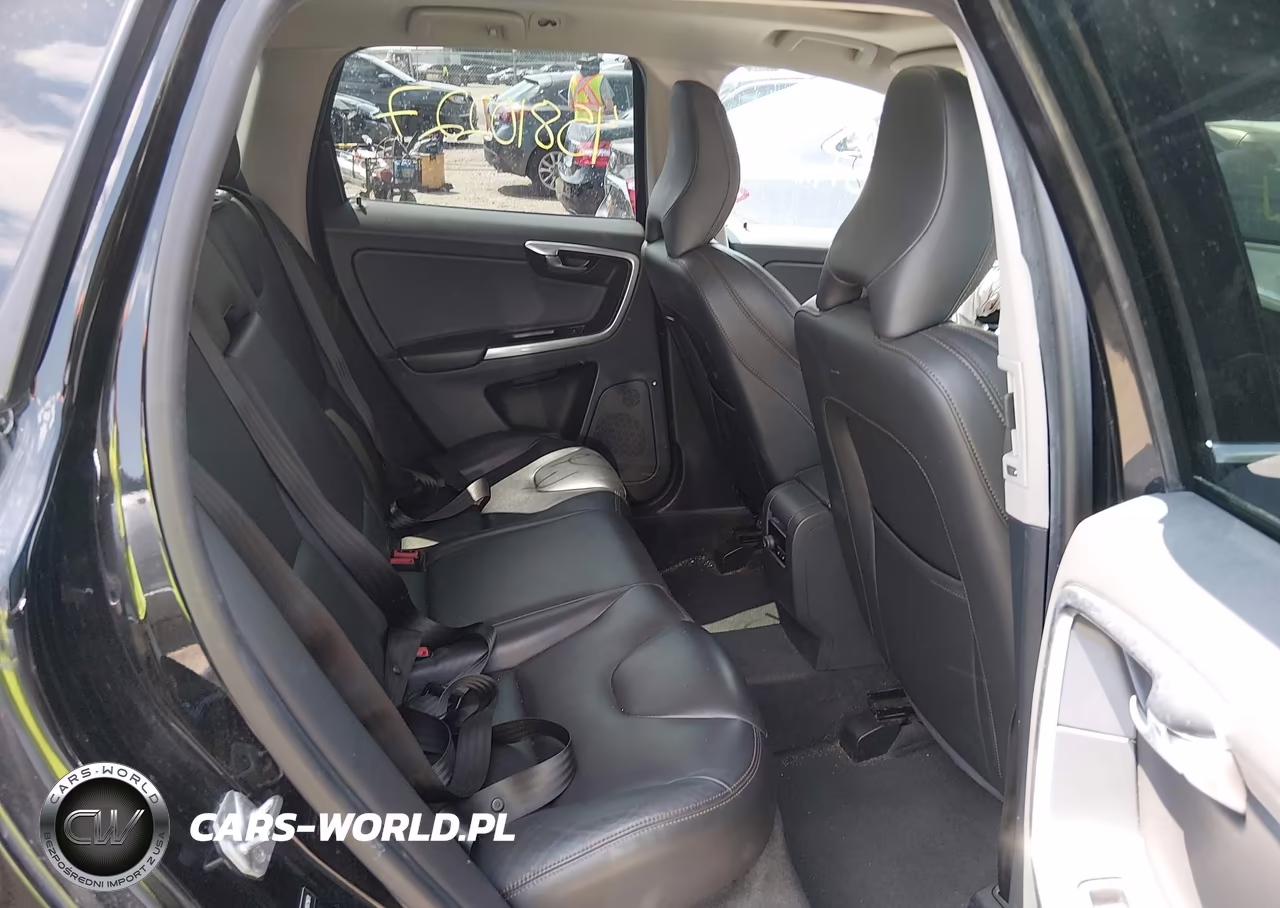 2017 Volvo Xc60 T5 Dynamic VIN:YV440MRR7H2079870 - 8