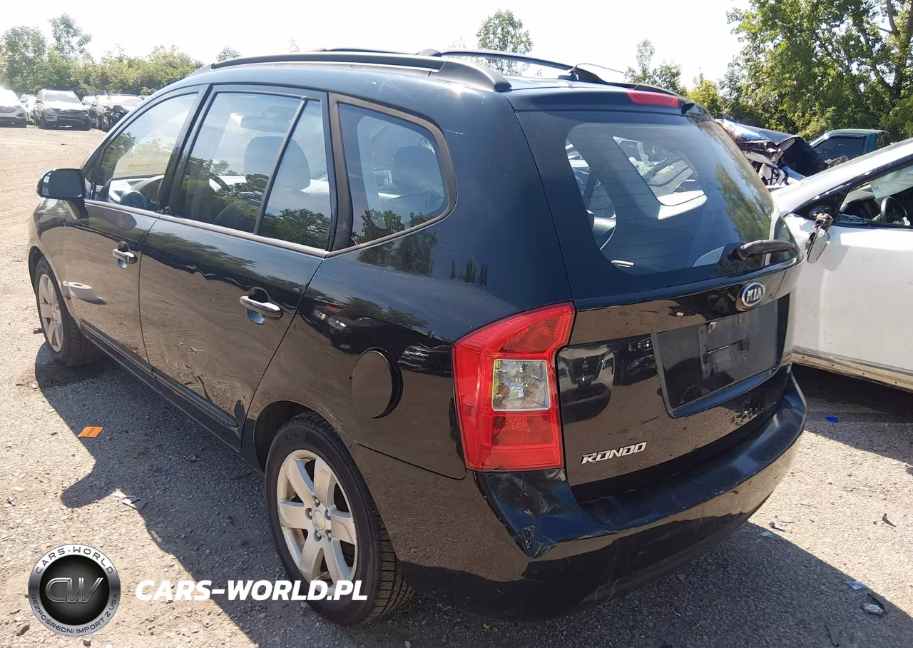 2008 Kia Rondo Lx VIN:KNAFG525887209918 - 3