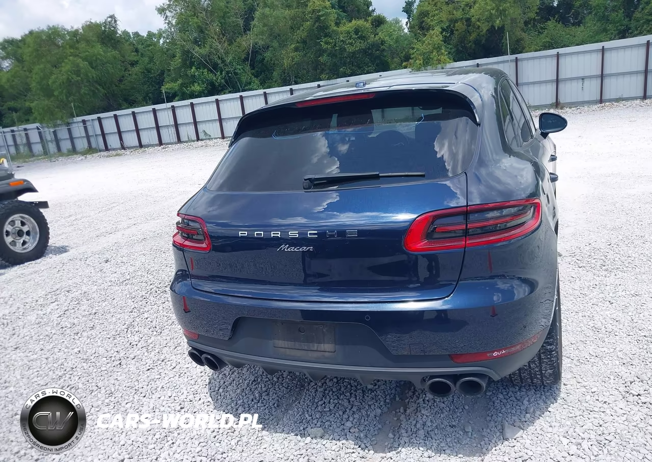 2018 Porsche Macan Sport Edition VIN:WP1AA2A50JLB21701 - 16