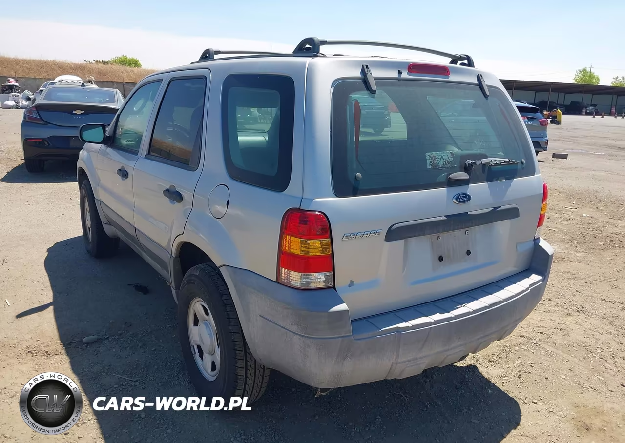 2005 Ford Escape Xls VIN:1FMYU02ZX5KA84225 - 3