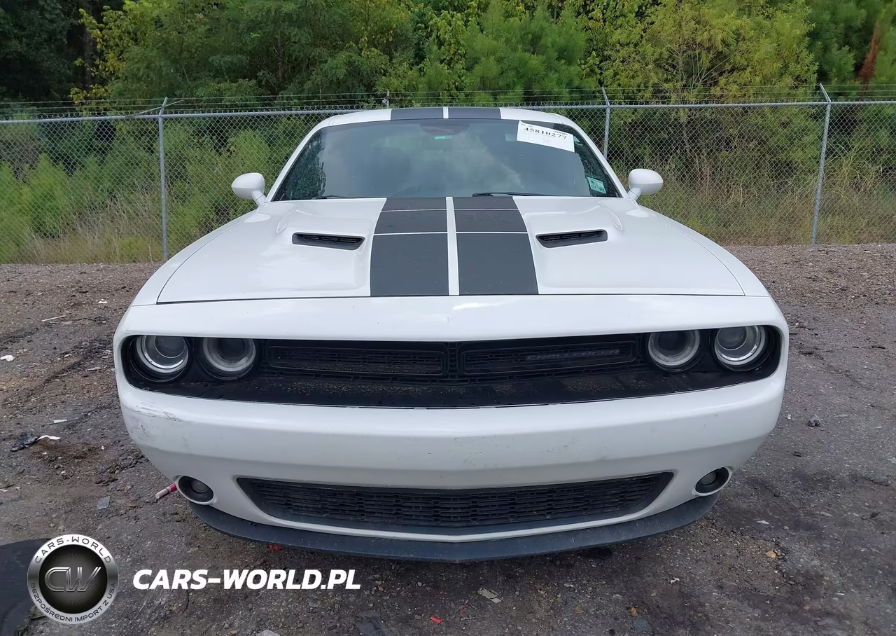 2017 Dodge Challenger Sxt VIN:2C3CDZAG3HH665911 - 6