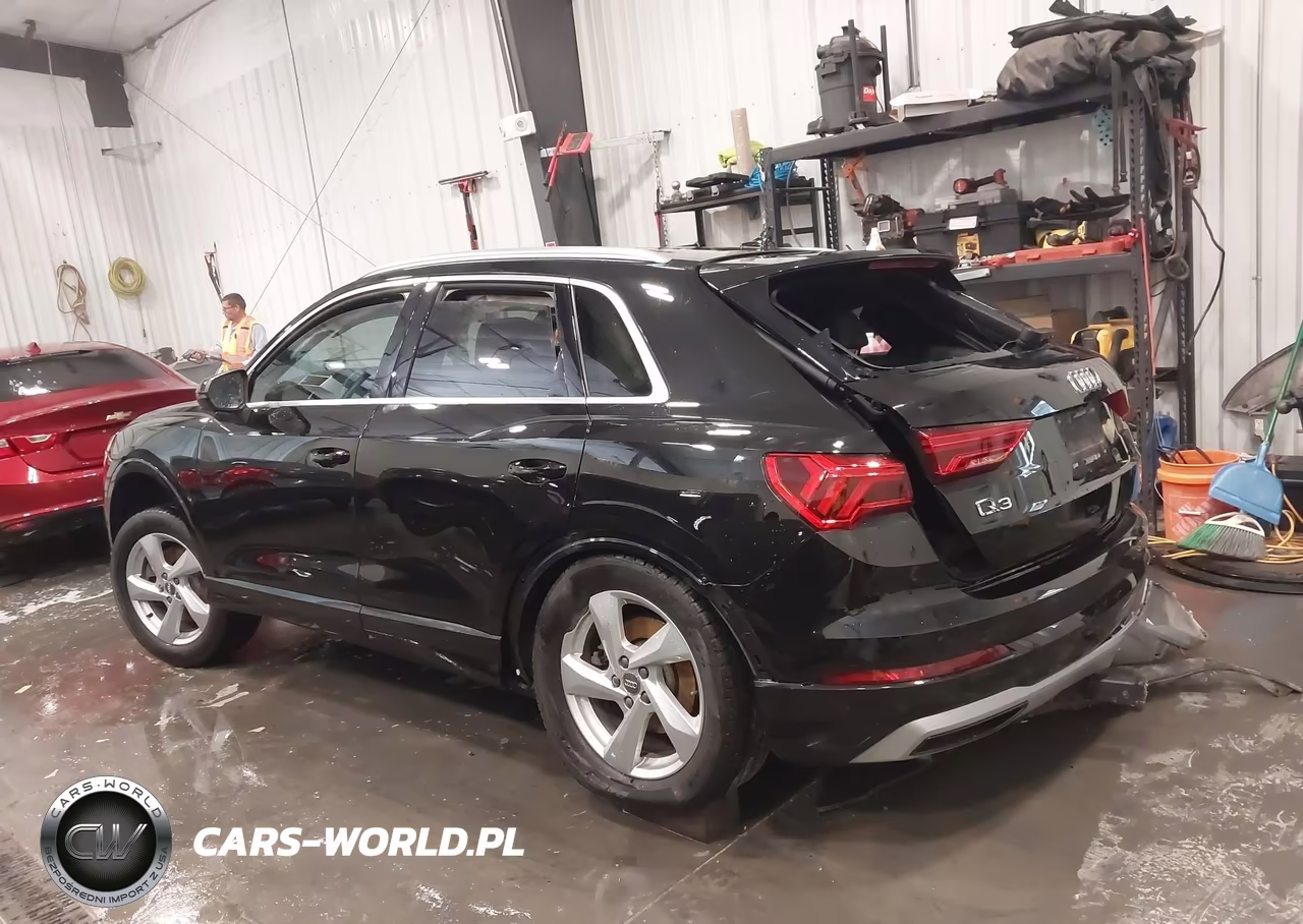 2019 Audi Q3 2.0T Premium VIN:WA1BECF30K1080422 - 14