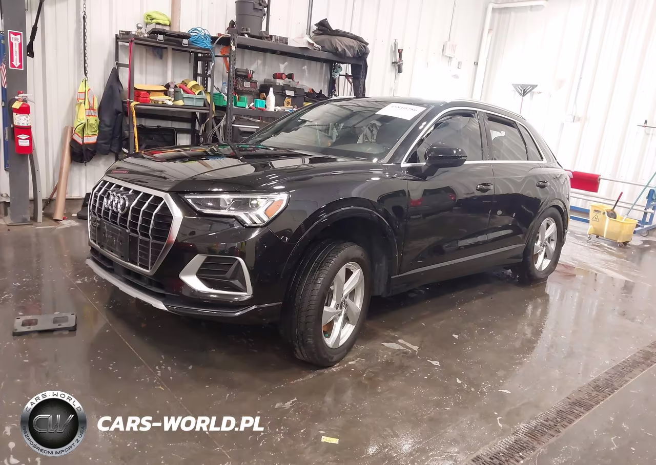 2019 Audi Q3 2.0T Premium VIN:WA1BECF30K1080422 - 2