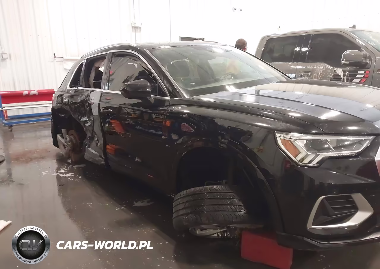2019 Audi Q3 2.0T Premium VIN:WA1BECF30K1080422 - 6