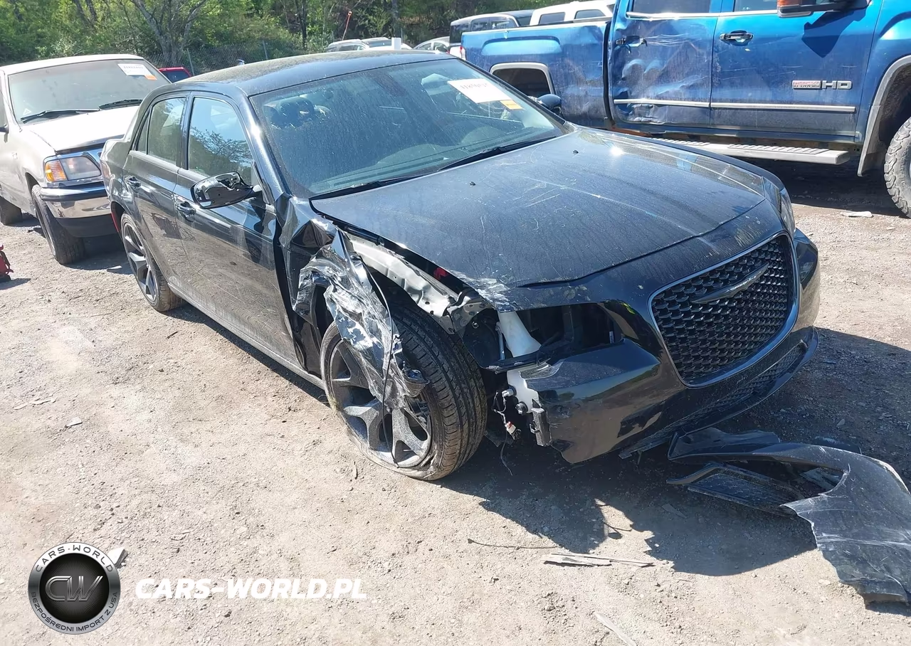 2022 Chrysler 300 Touring – zdjęcie 1 z 16