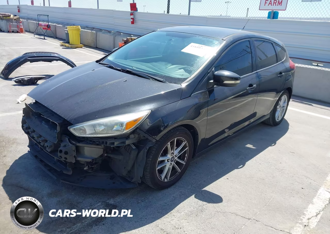 2015 Ford Focus Se VIN:1FADP3K20FL326987 - 2