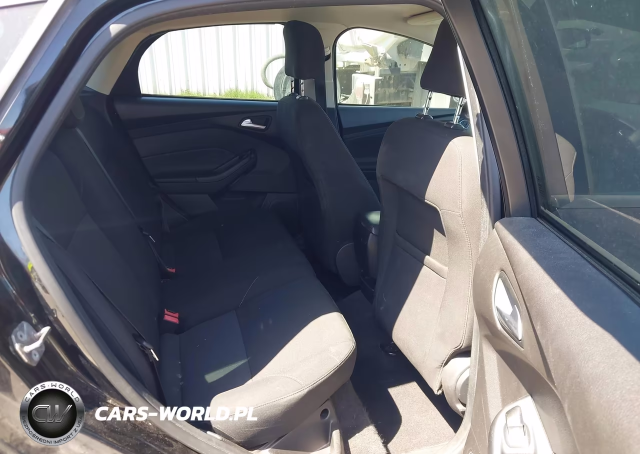 2015 Ford Focus Se VIN:1FADP3K20FL326987 - 8