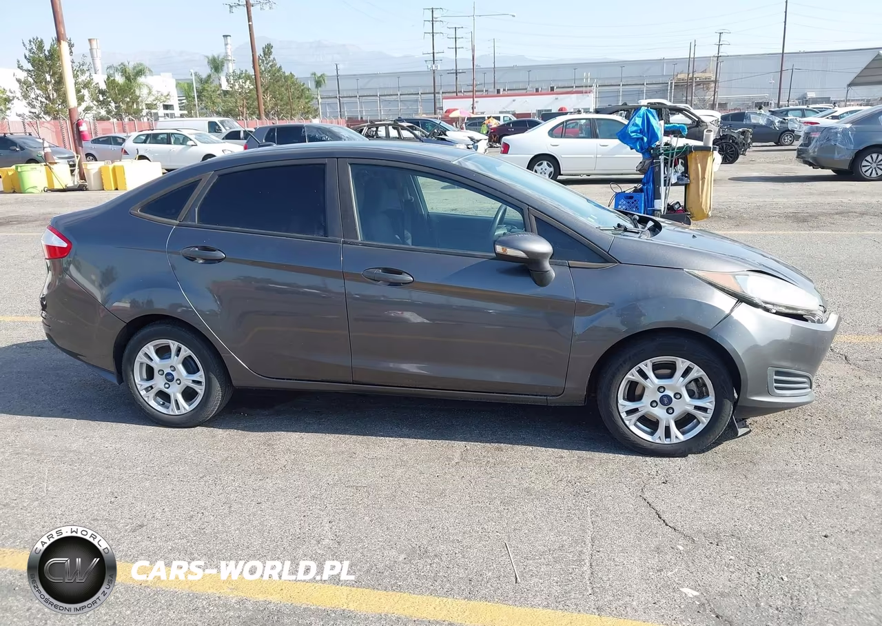 2015 Ford Fiesta Se VIN:3FADP4BJ8FM195822 - 13