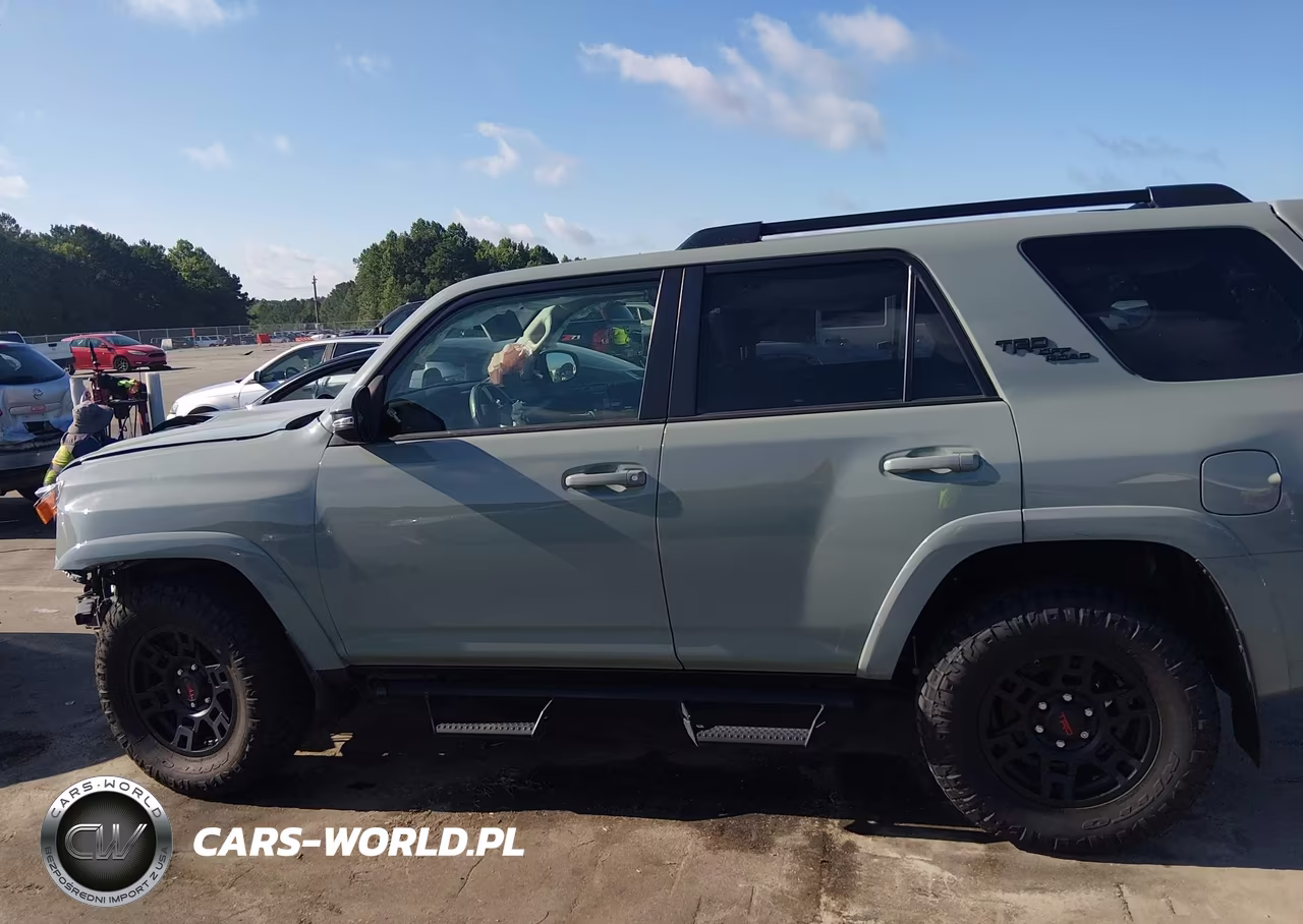 2023 Toyota 4Runner Trd Off Road Premium VIN:JTERU5JR6P6137694 - 15