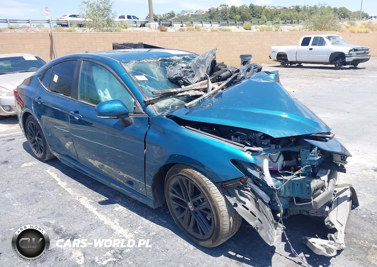 2025 Toyota Camry Se – zdjęcie 1 z 15