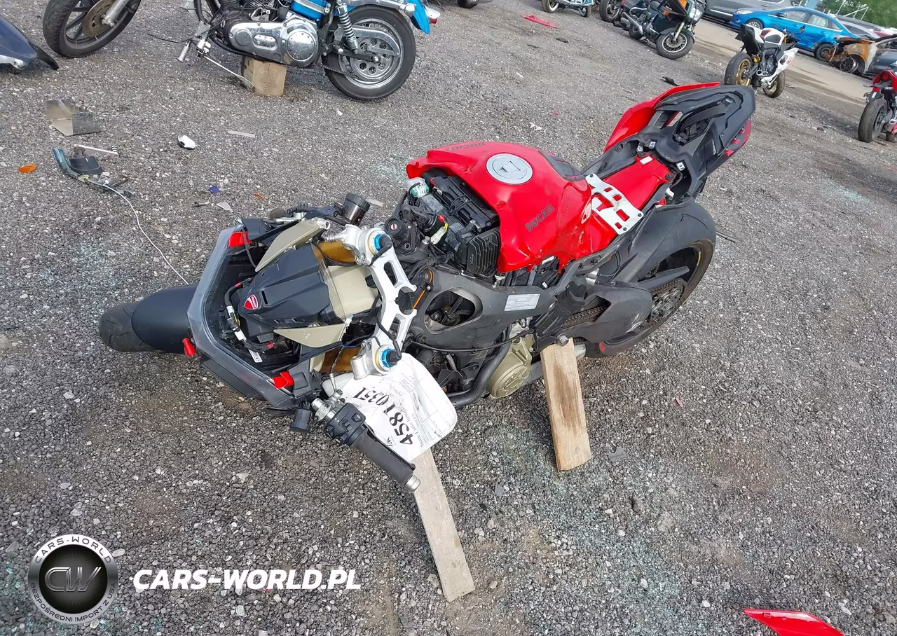 2023 Ducati Panigale V4S VIN:ZDMDAGWW7PB005153 - 2