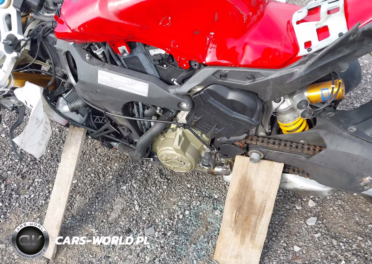 2023 Ducati Panigale V4S VIN:ZDMDAGWW7PB005153 - 9