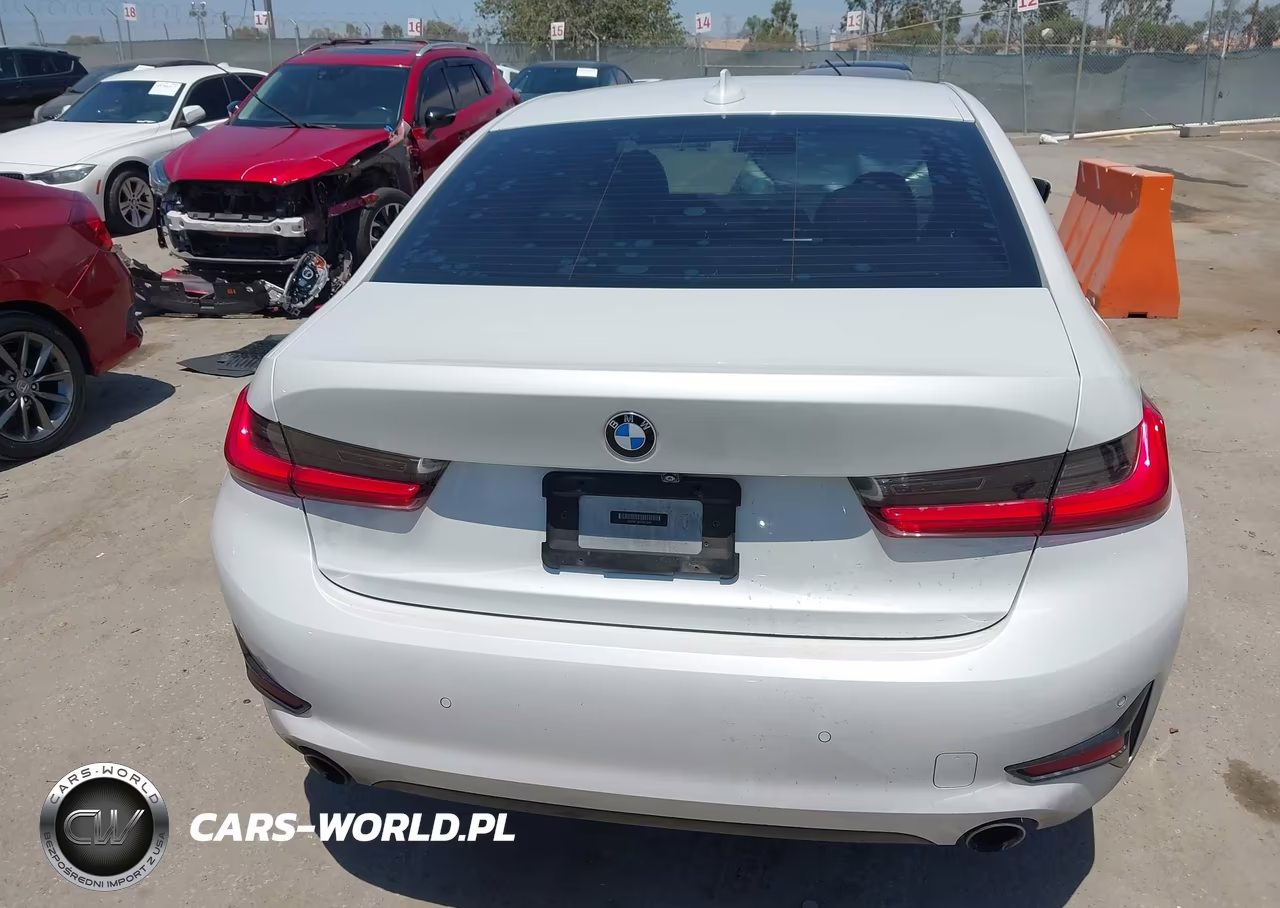 2020 BMW 330I VIN:3MW5R1J00L8B15950 - 16