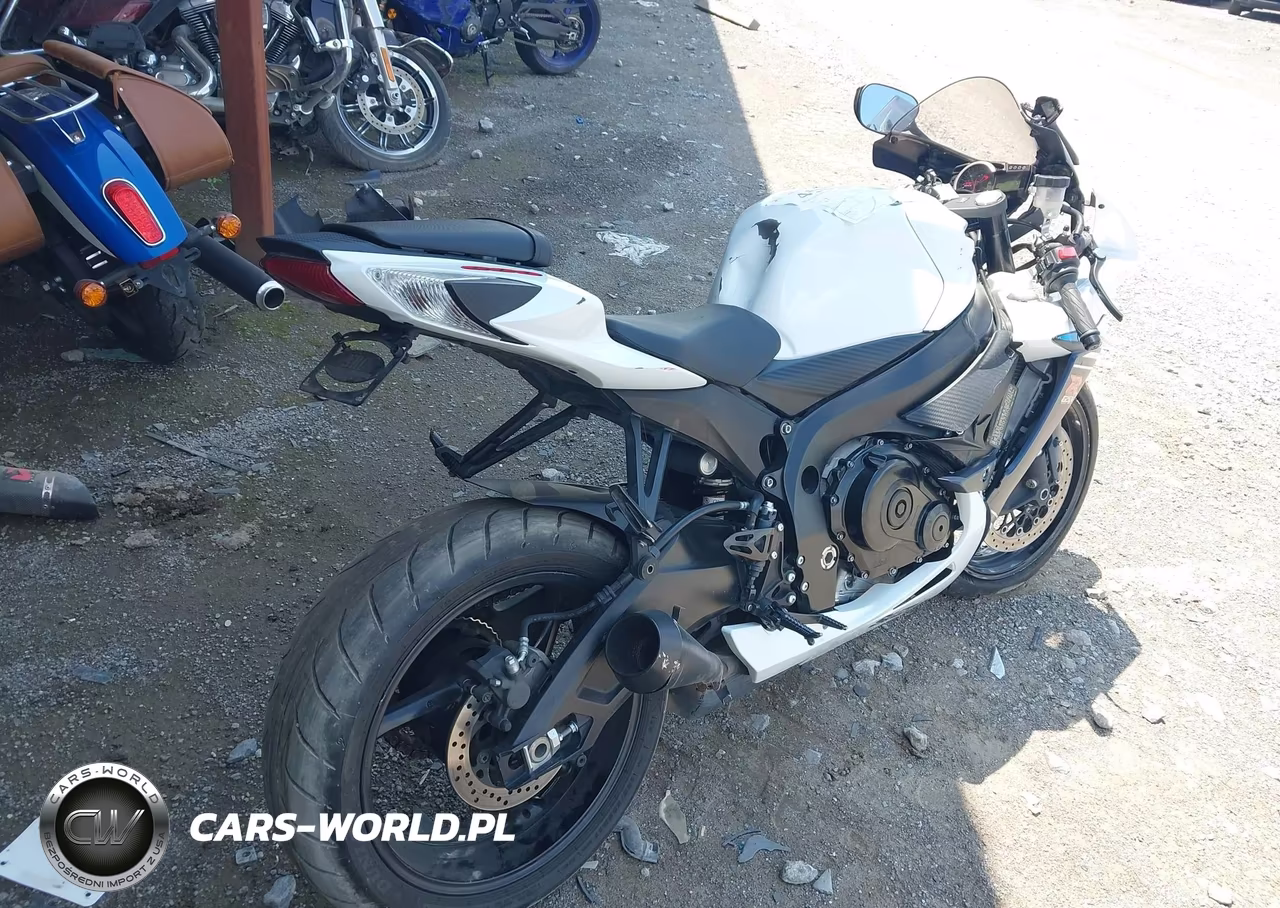 2023 Suzuki Gsx-R600 VIN:JS1GN7FA7P7100598 - 4