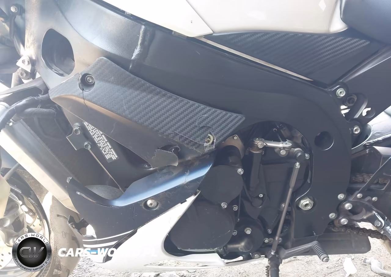 2023 Suzuki Gsx-R600 VIN:JS1GN7FA7P7100598 - 9