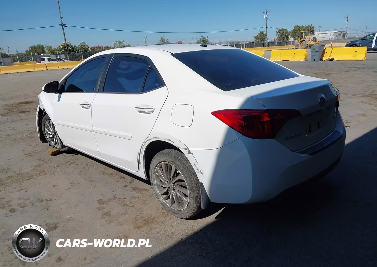2017 Toyota Corolla Xle VIN:5YFBURHE1HP639247 - 3