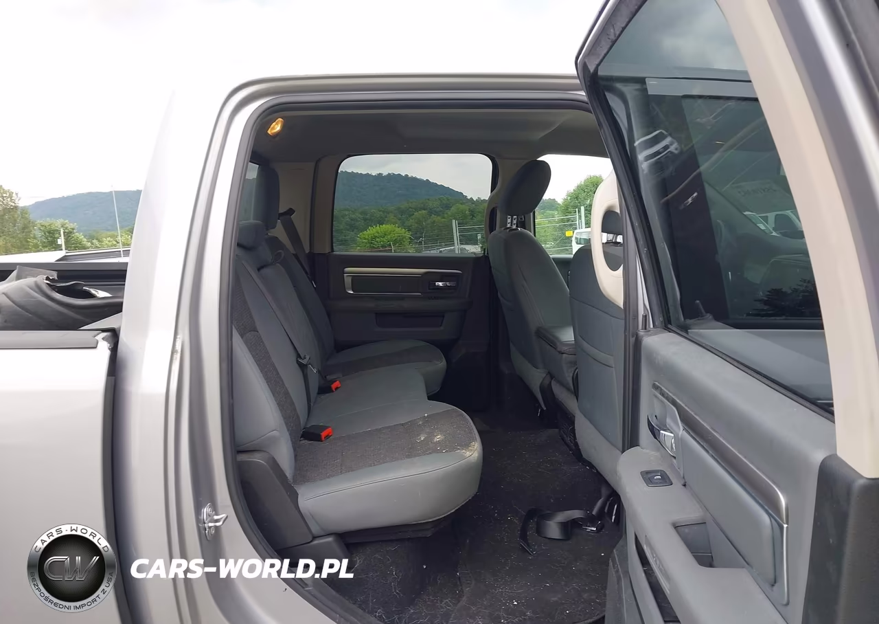 2019 Ram 1500 Classic Big Horn 4X4 6'4 Box VIN:1C6RR7TT8KS679218 - 8