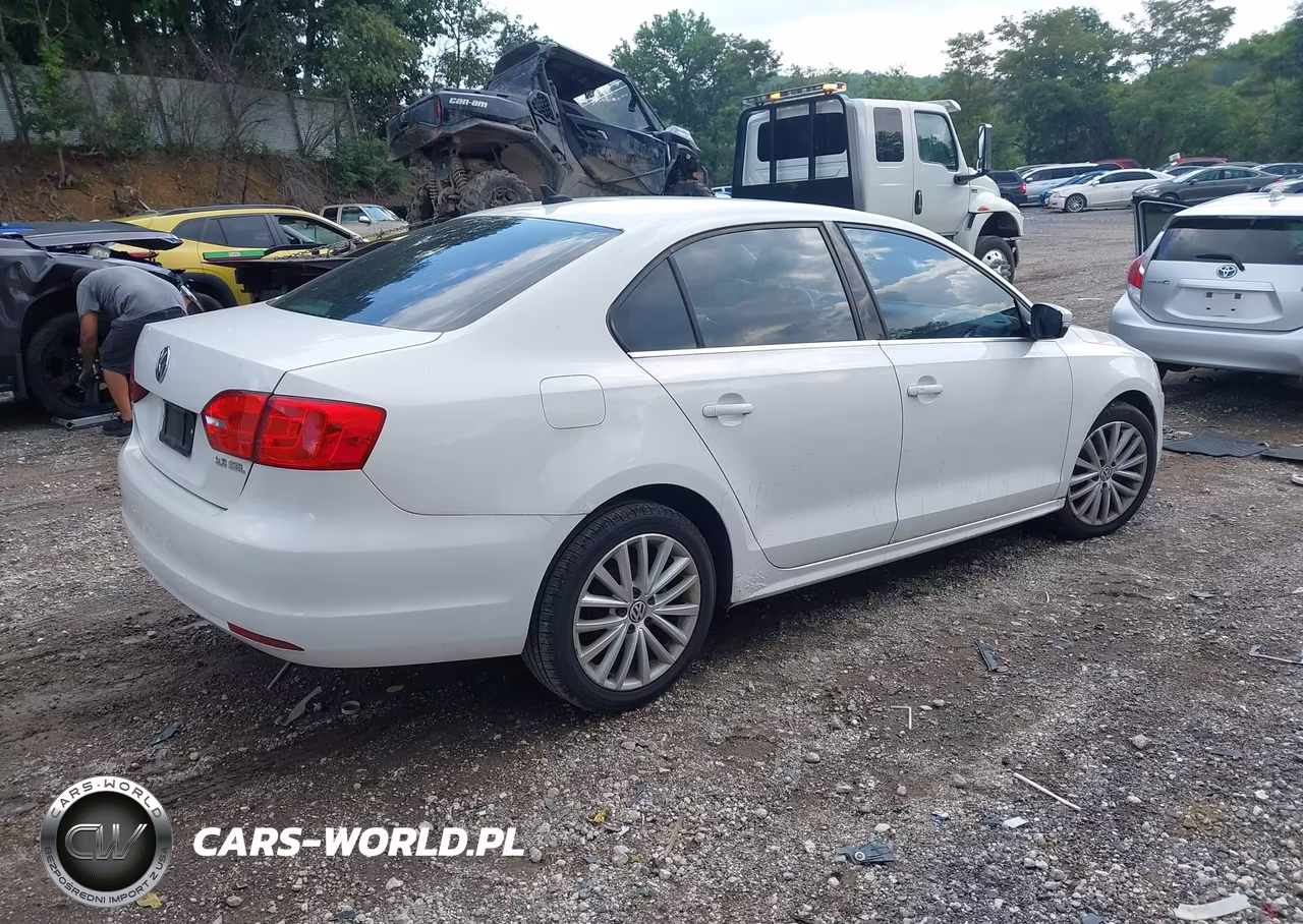 2012 Volkswagen Jetta 2.5L Sel VIN:3VWLP7AJ2CM364007 - 4