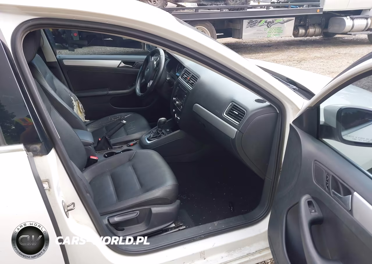 2012 Volkswagen Jetta 2.5L Sel VIN:3VWLP7AJ2CM364007 - 5