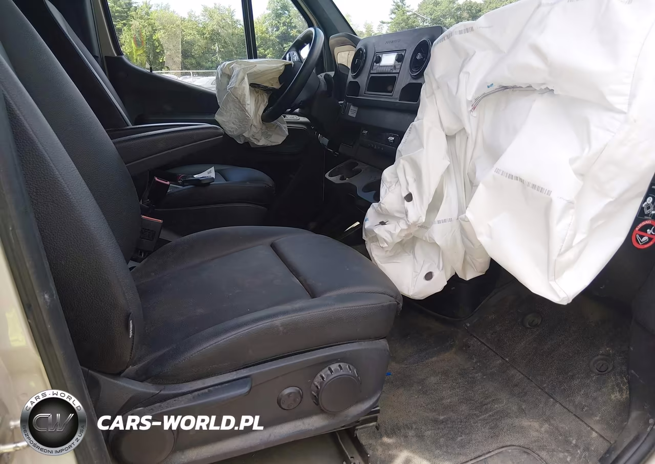 2023 Mercedes-Benz Sprinter 2500 Standard Roof 4-Cyl Diesel VIN:W1Y4KBHY5PT138784 - 5
