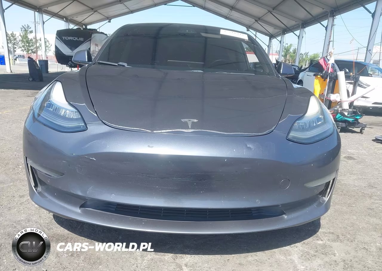 2018 Tesla Model 3 Long Range-Mid Range VIN:5YJ3E1EA9JF045401 - 11