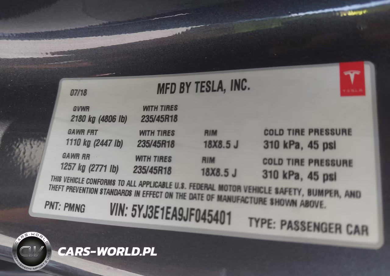 2018 Tesla Model 3 Long Range-Mid Range VIN:5YJ3E1EA9JF045401 - 9
