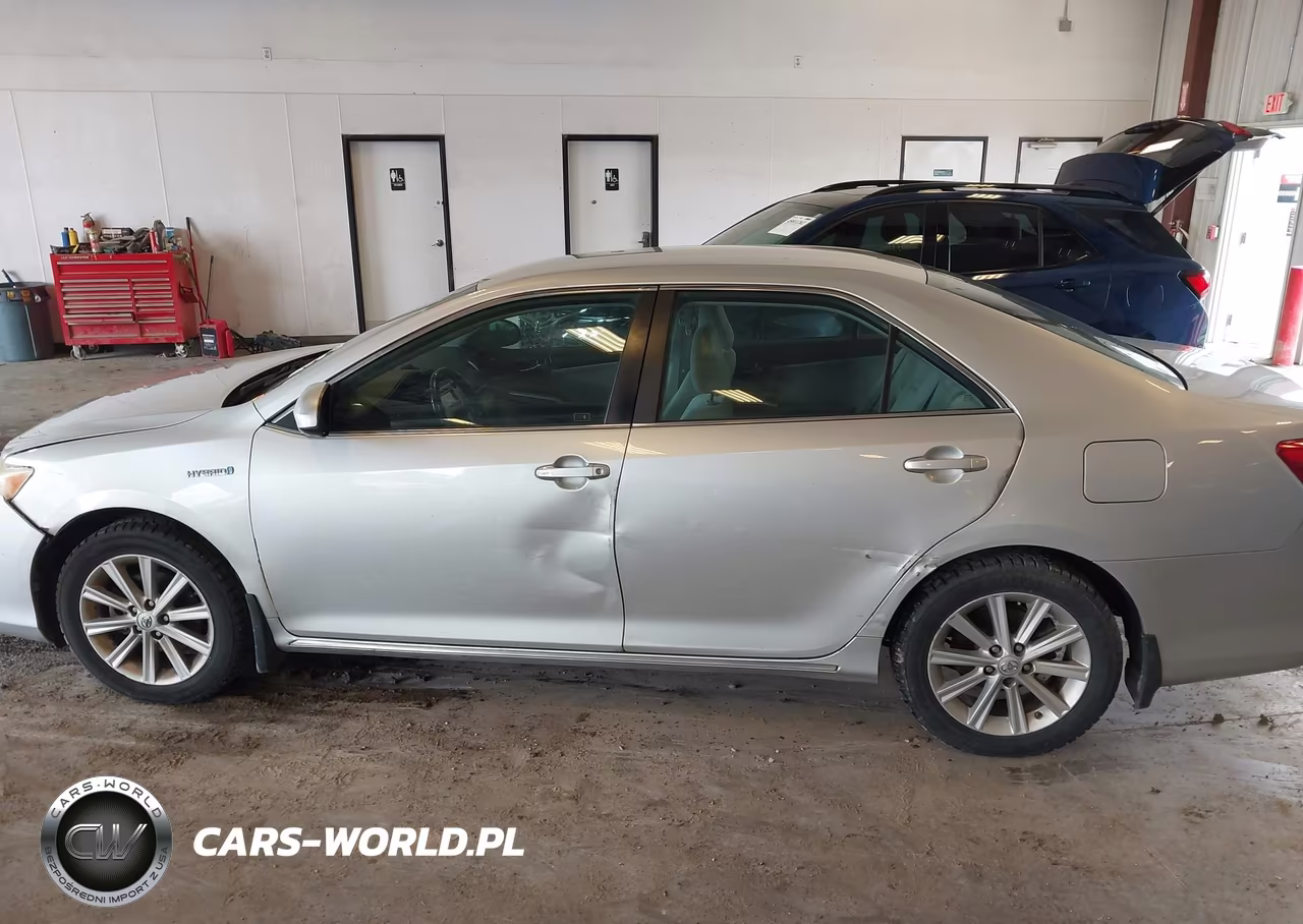 2014 Toyota Camry Hybrid Xle VIN:4T1BD1FK0EU105158 - 14